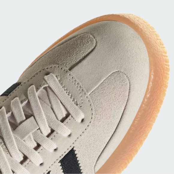 Adidas Sambae Wonder White / Core Black / Gum. Size 7 Women’s Brand New in Box - Picture 8 of 8